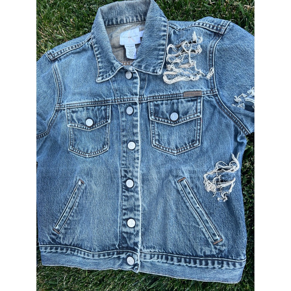 Calvin Klein Jeans Distressed Shredded Denim Trucker Jacket Medium Wash vintage - Picture 8 of 10